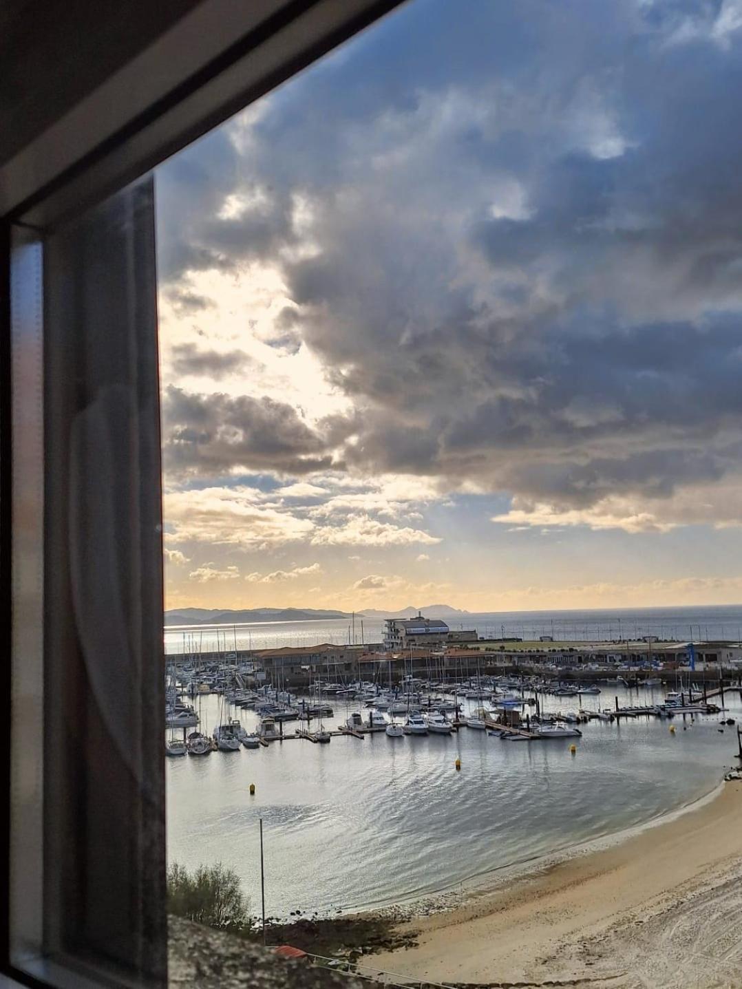 Playa Panadeira Lägenhet Sanxenxo Exteriör bild